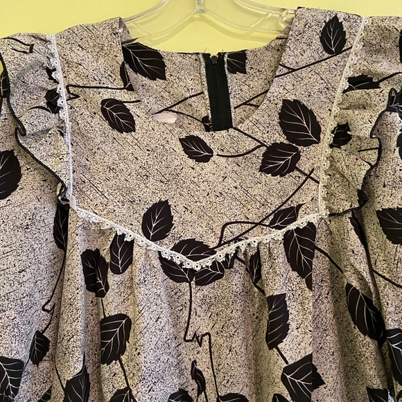 [SOLD] Puffed sleeve maxi dress - Picture 4 of 12